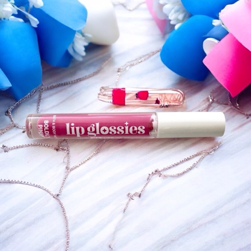 🆕 Boldly Pink Lip Glossies by Bath and Body Works